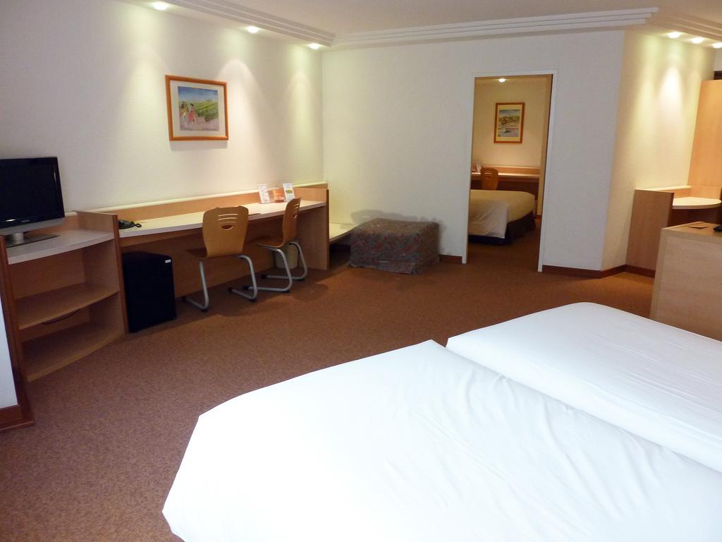 Hotel Tropical Les Escaldes Dış mekan fotoğraf